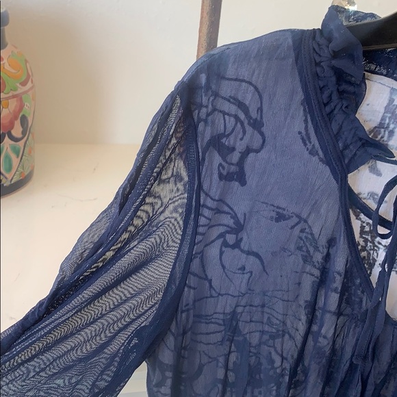 Adam Jacobs Tunic - Picture 4 of 10